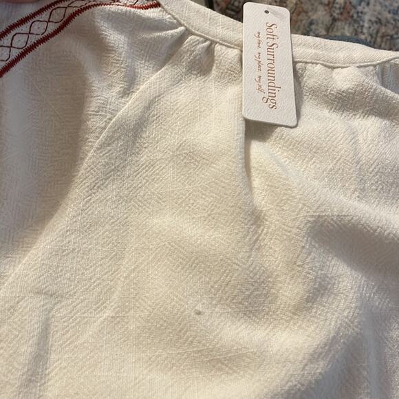 NWT Soft Surroundings Ecru Mirage Loose Pullover Embroidered Top Size XS - Picture 8 of 9